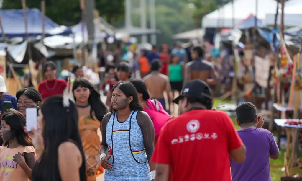 Participantes do Acampamento Terra Livre (ATL 2026) [ Fábio Rodrigues Pozzebon / Agência Brasil ]